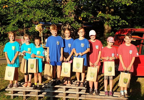 Sportovní den DSO SOPM - stupně vítězů v kategorii dětí 9-11 let.jpg